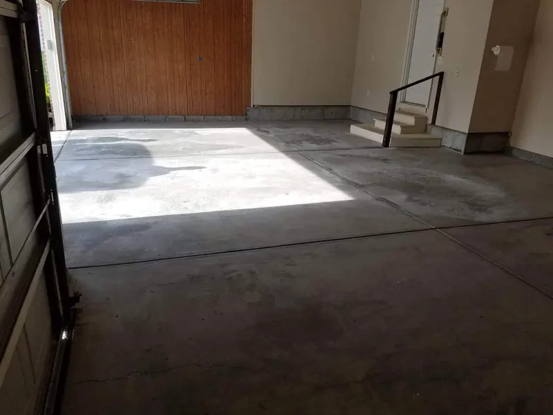 Garage floor before GatorGuard installation