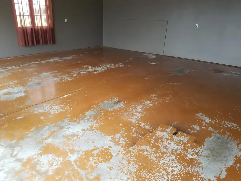 Garage floor before GatorGuard installation